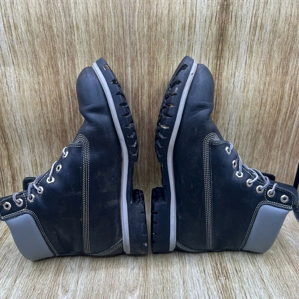 Timberland 6-Inch Premium Boot Men's Size 10.5 W Black Leather Grey Collar 31181